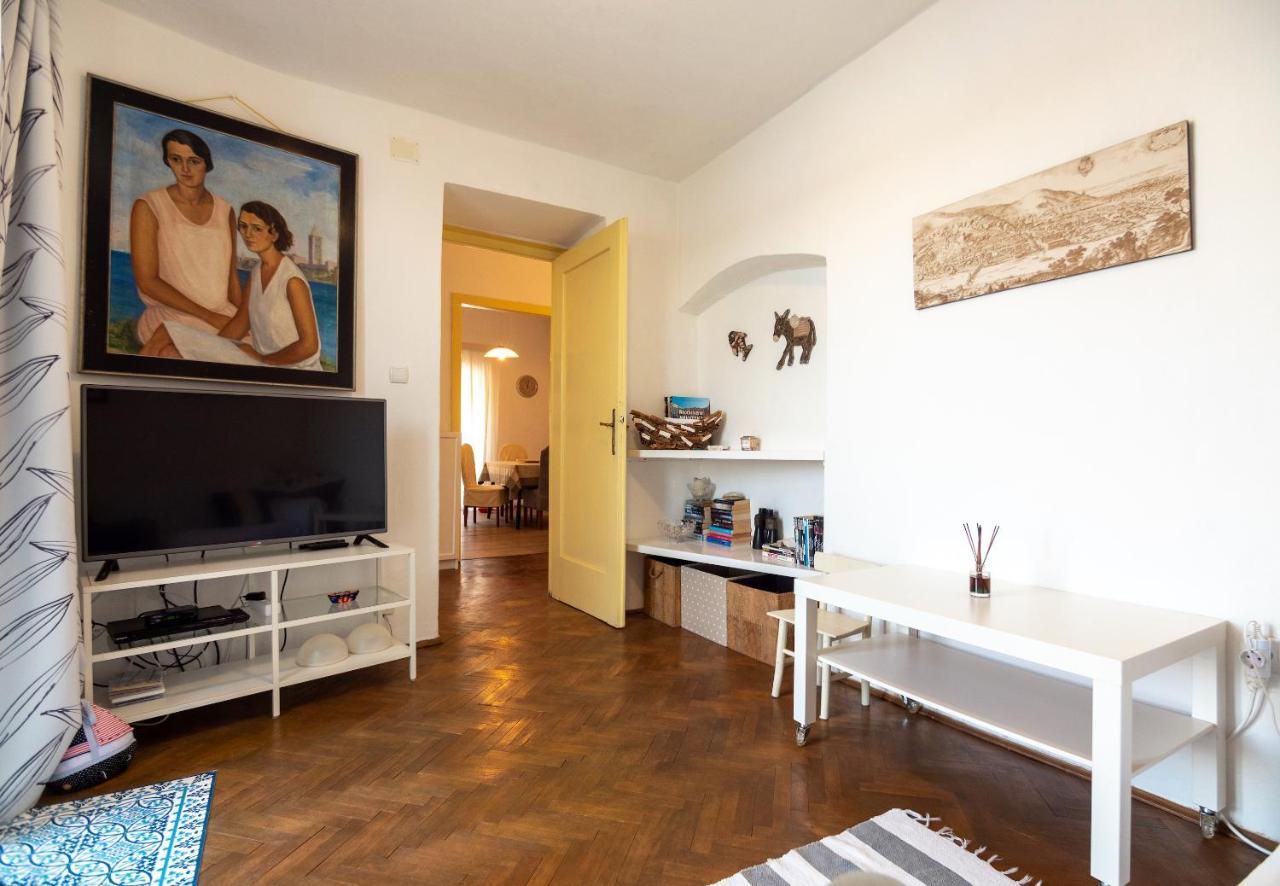 Apartment Julietta Раб Екстер'єр фото